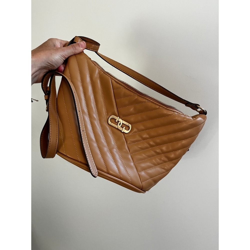 Tan Quilted Faux Leather Bucket Bag Crossbody Purse Minimalist Chic Neutral Hobo